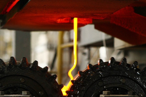 Production of insulation glass at OJSC Iskra. Photograph: Patrik Rastenberger