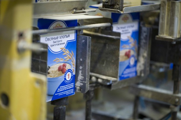 Packaging of Myllyn Paras oat cereals at Zhitnevo, Russia. Photo: Valery Gorchakov