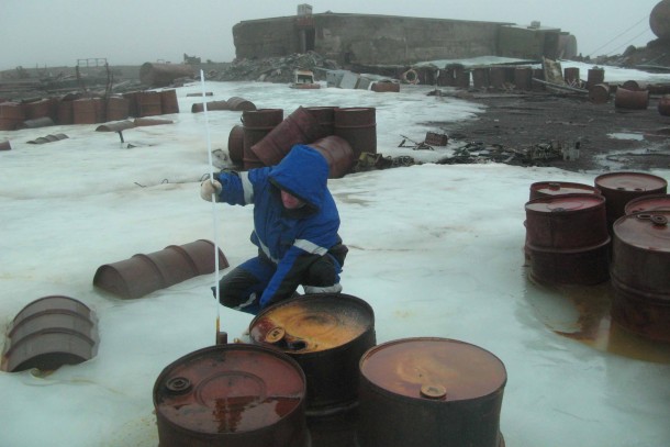 Measuring pollution at Franz Josef Land. Photo: The Russian Polar Foundation