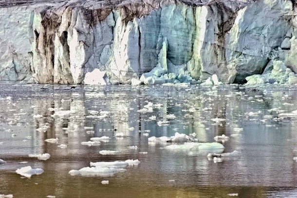 Emissions of short-lived climate pollutants are contributing to the Arctic melting. Photo: Shutterstock