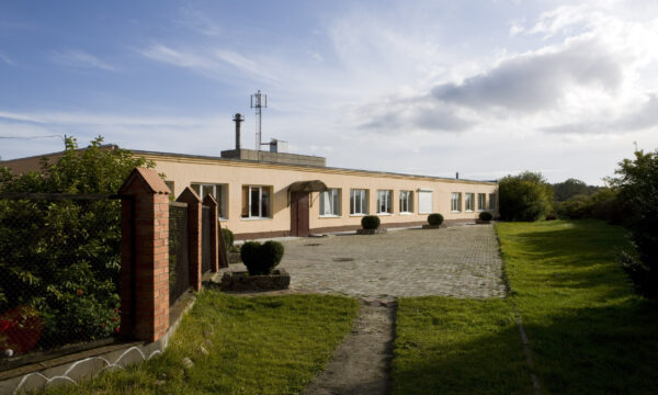 Photo of the main building of the local waterworks OKOS in Zelenogradsk